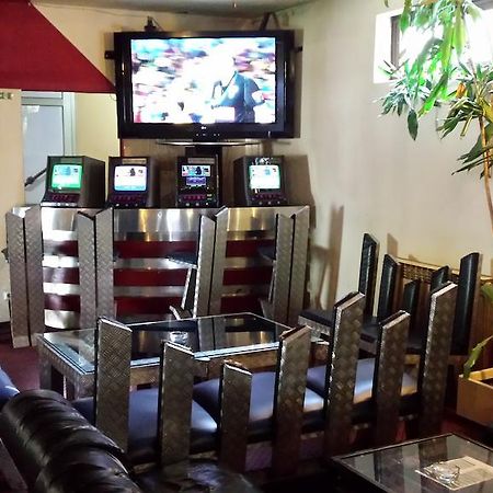 Guest House Gaja Нови Сад Екстериор снимка