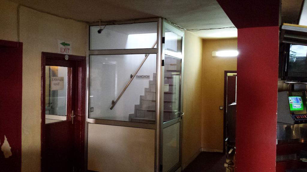 Guest House Gaja Нови Сад Стая снимка